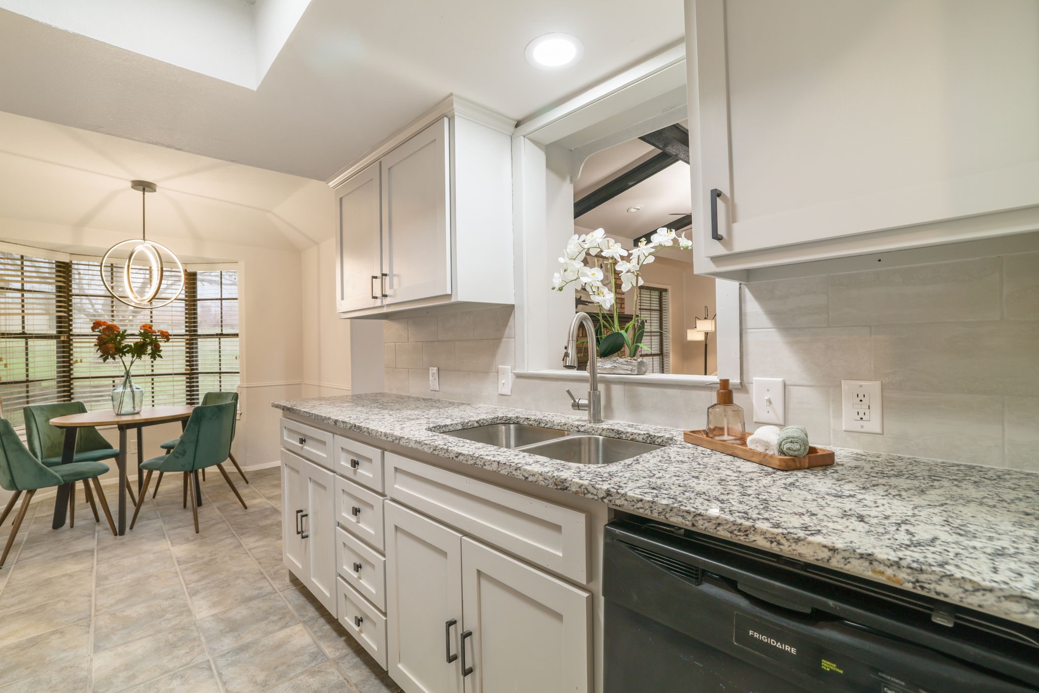 105 Kelsoe Drive Sherman TX 75090