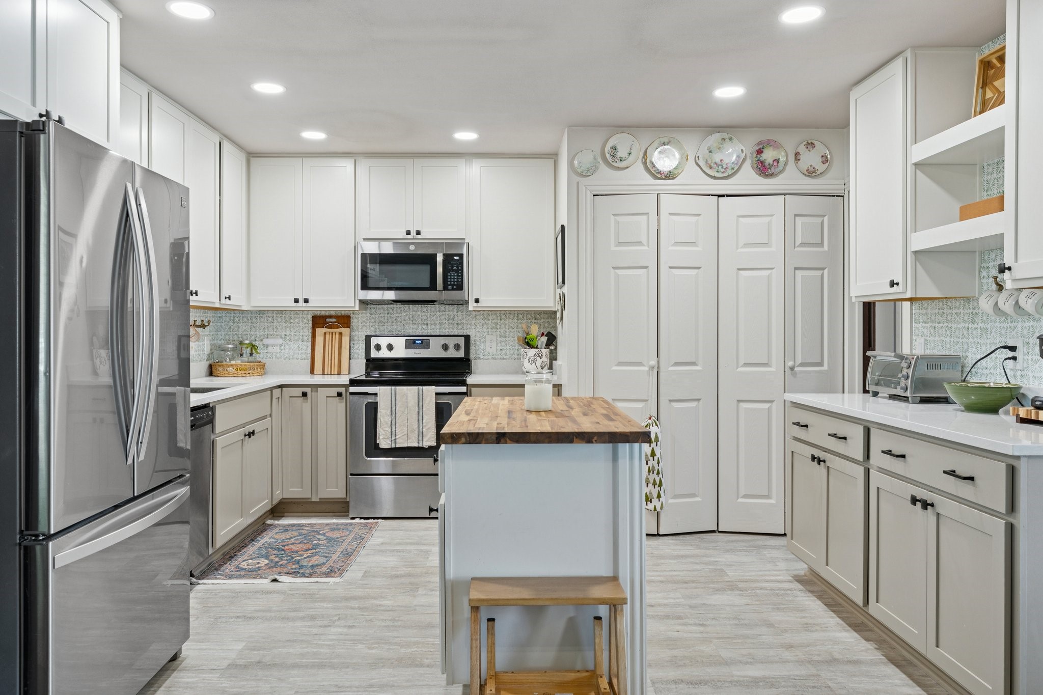 717 Forest Ridge Drive Garland TX 75042
