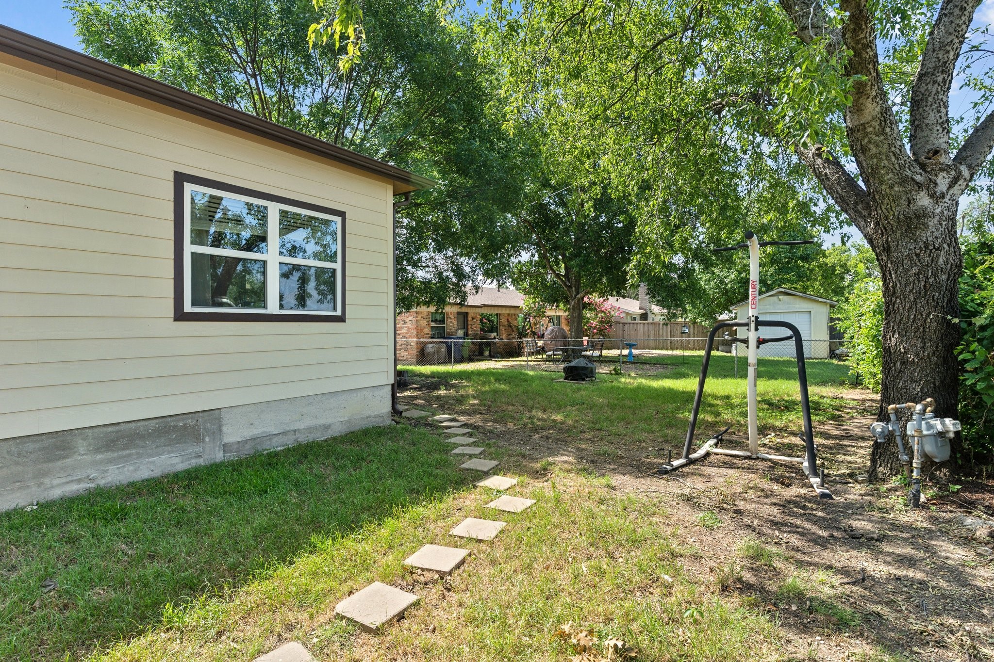 717 Forest Ridge Drive Garland TX 75042