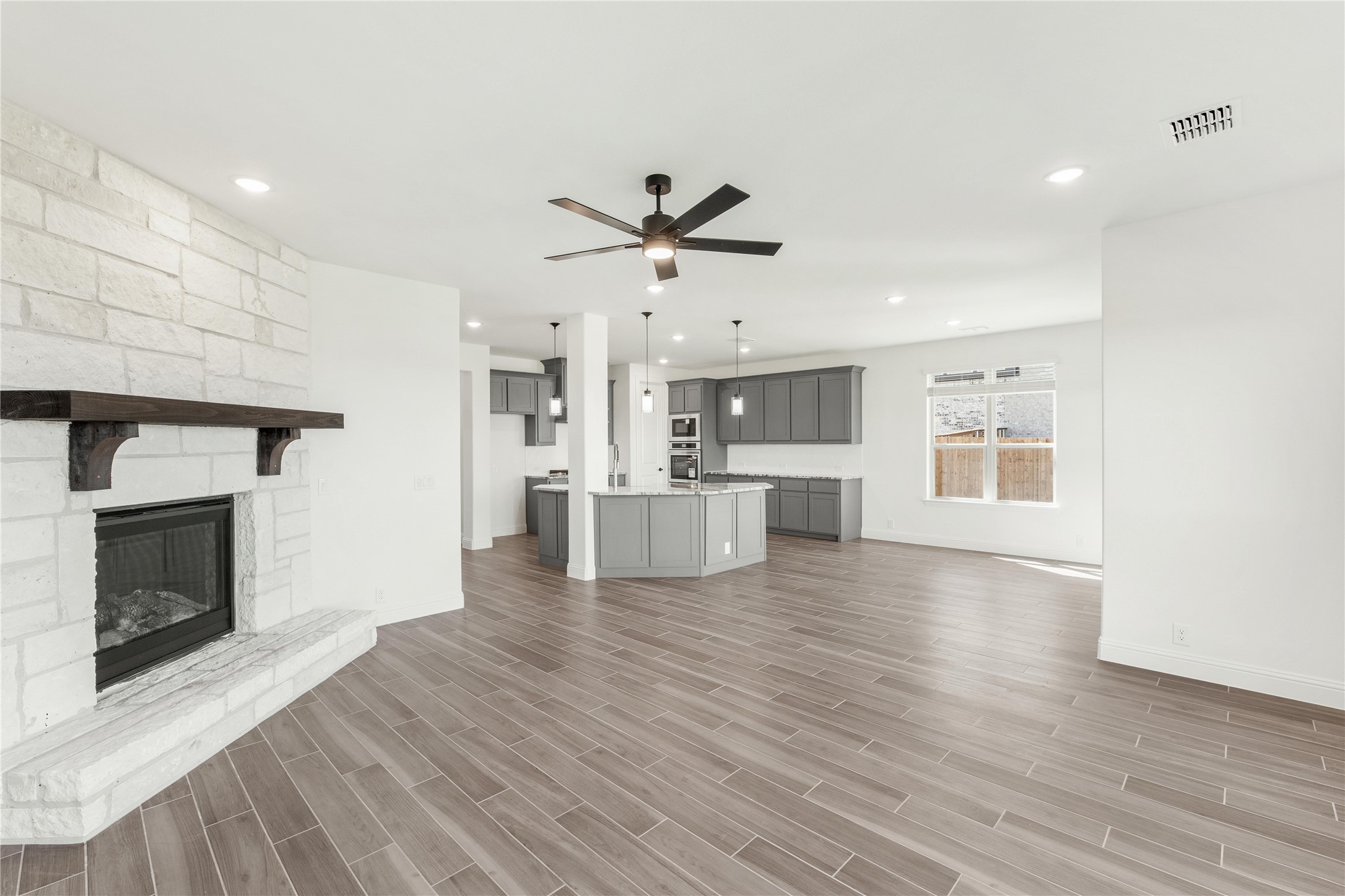 415 Birkdale Lane Red Oak TX 75154