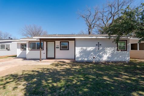 1305 S Pioneer Drive Abilene TX 79605