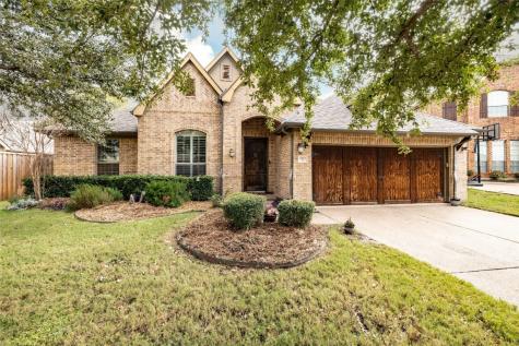 2403 Laguna Lane Arlington TX 76012