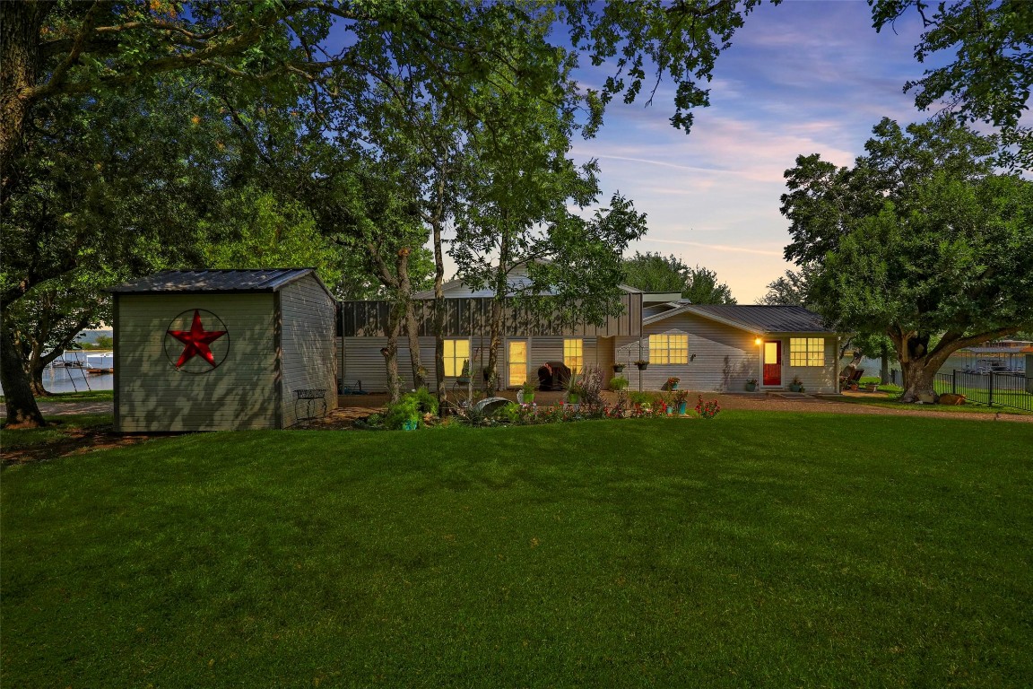 1549 Hummingbird Lane Graford TX 76449