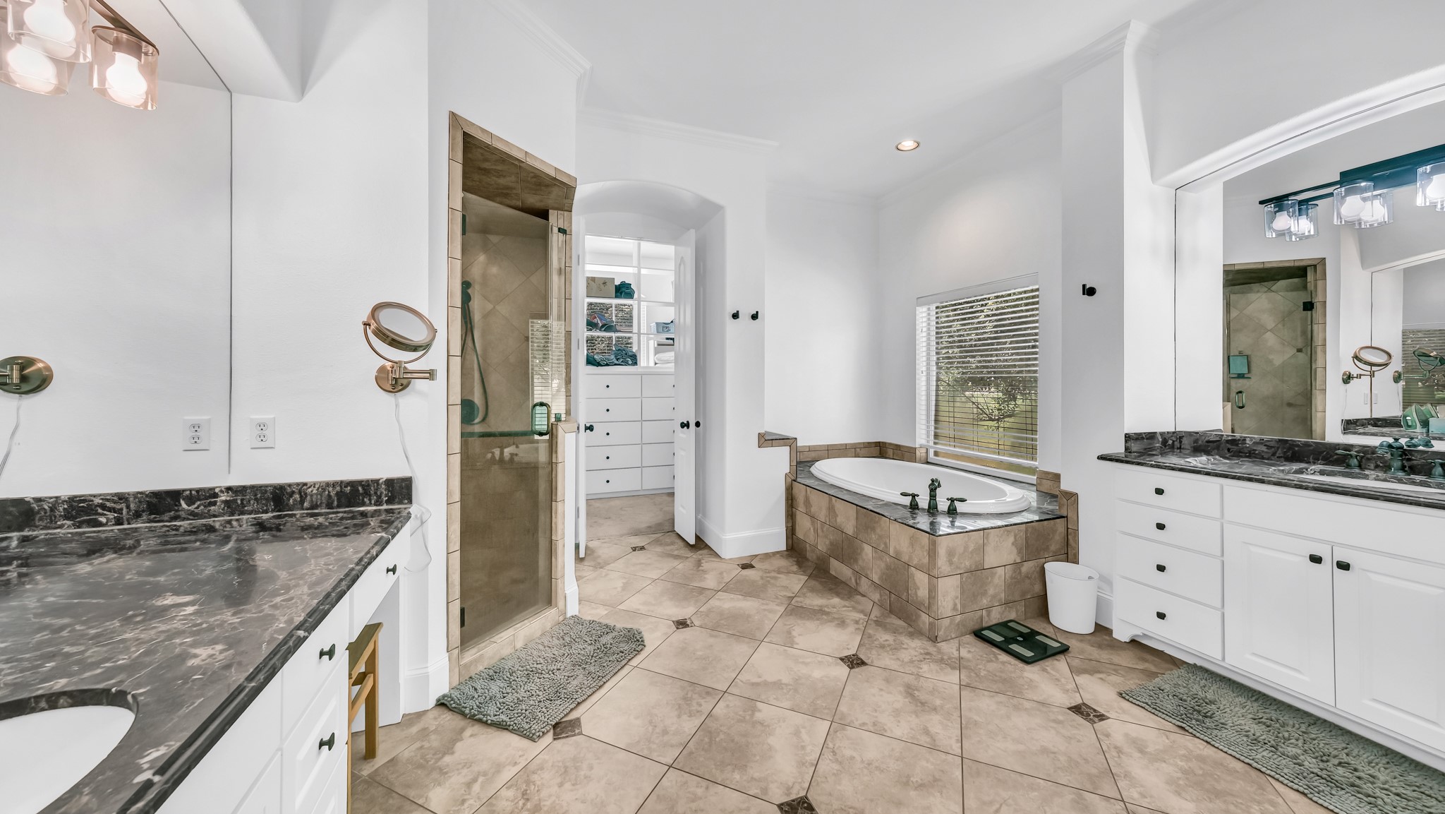 1555 Hunterglenn Drive Aledo TX 76008