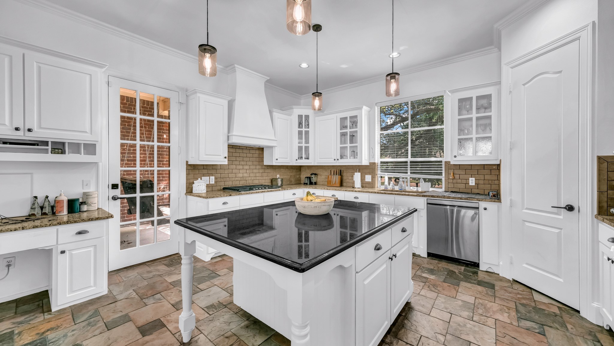 1555 Hunterglenn Drive Aledo TX 76008