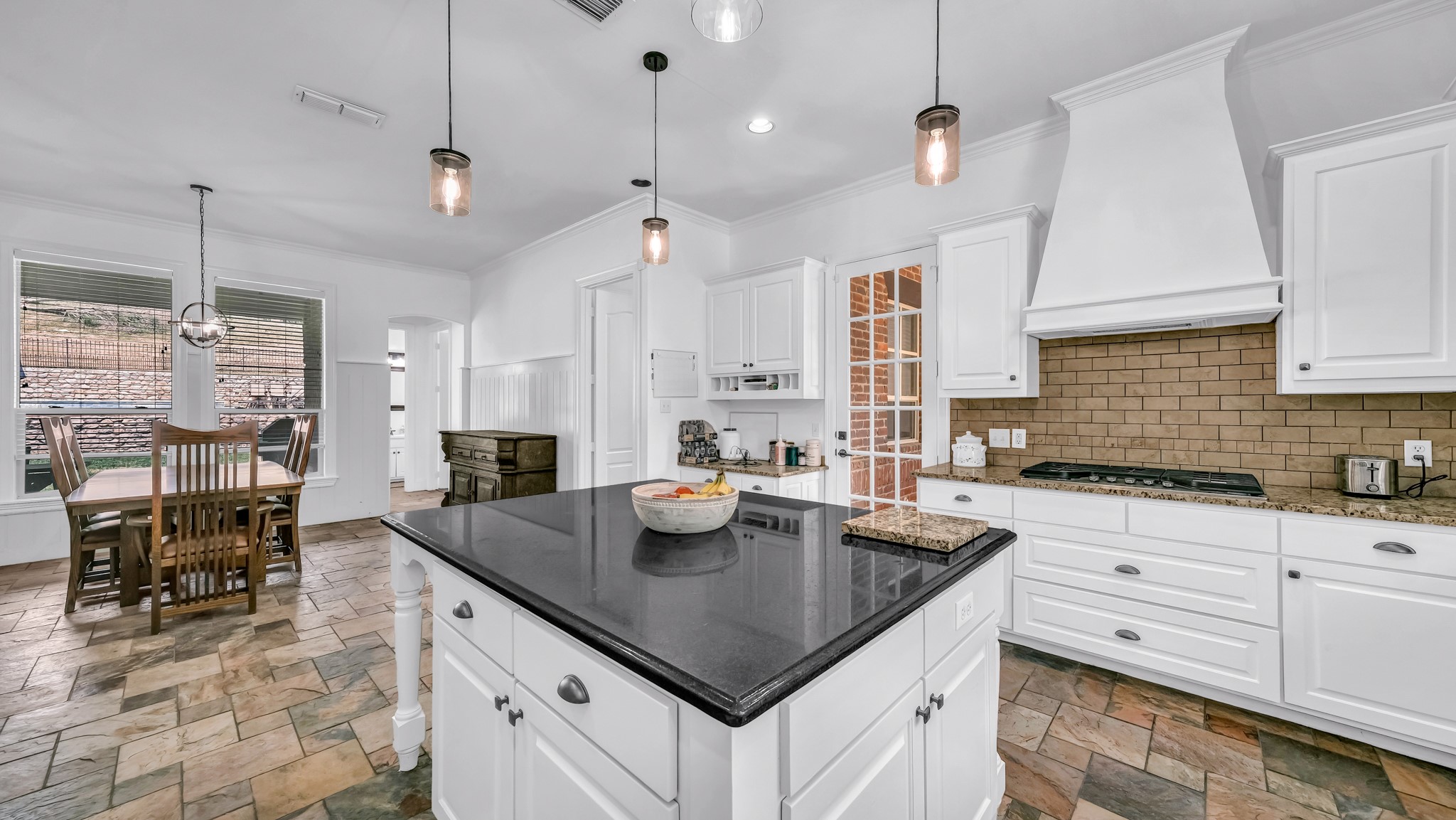 1555 Hunterglenn Drive Aledo TX 76008