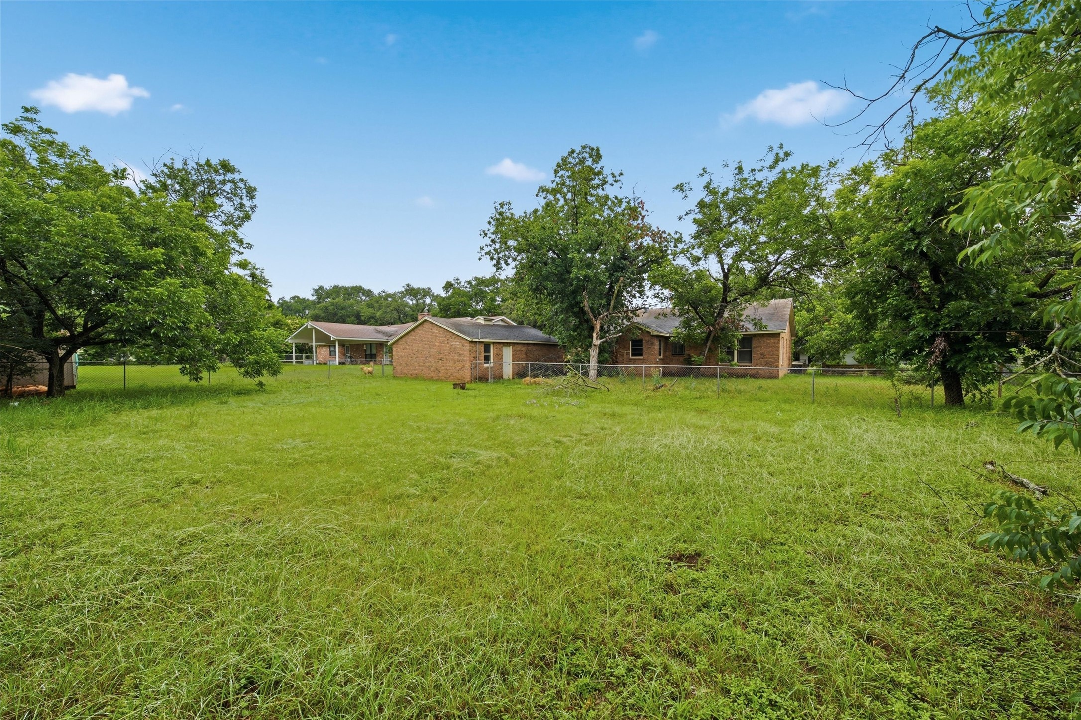 903 S Harrison Street Mcgregor TX 76657