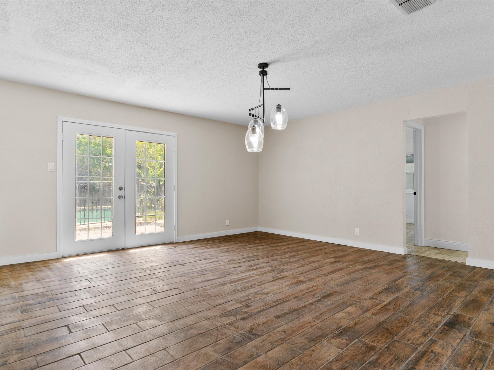6620 Bernadine Drive Watauga TX 76148