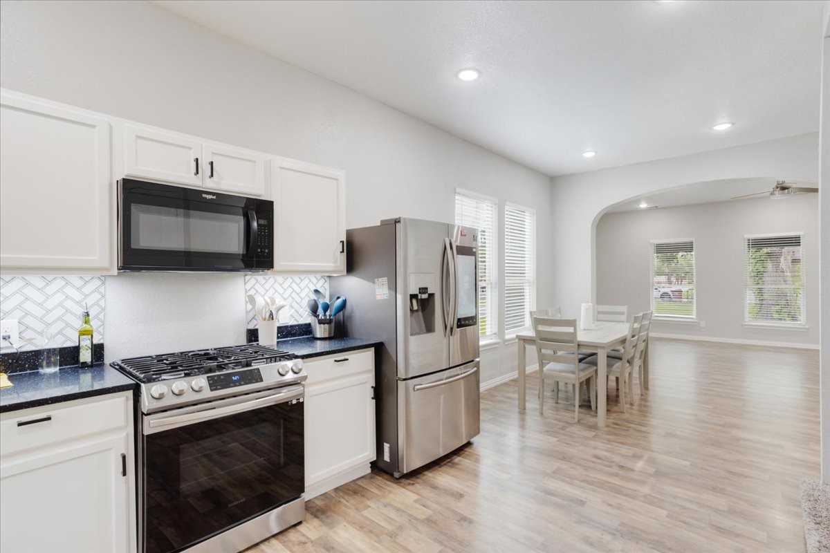 721 Maple Street Bonham TX 75418