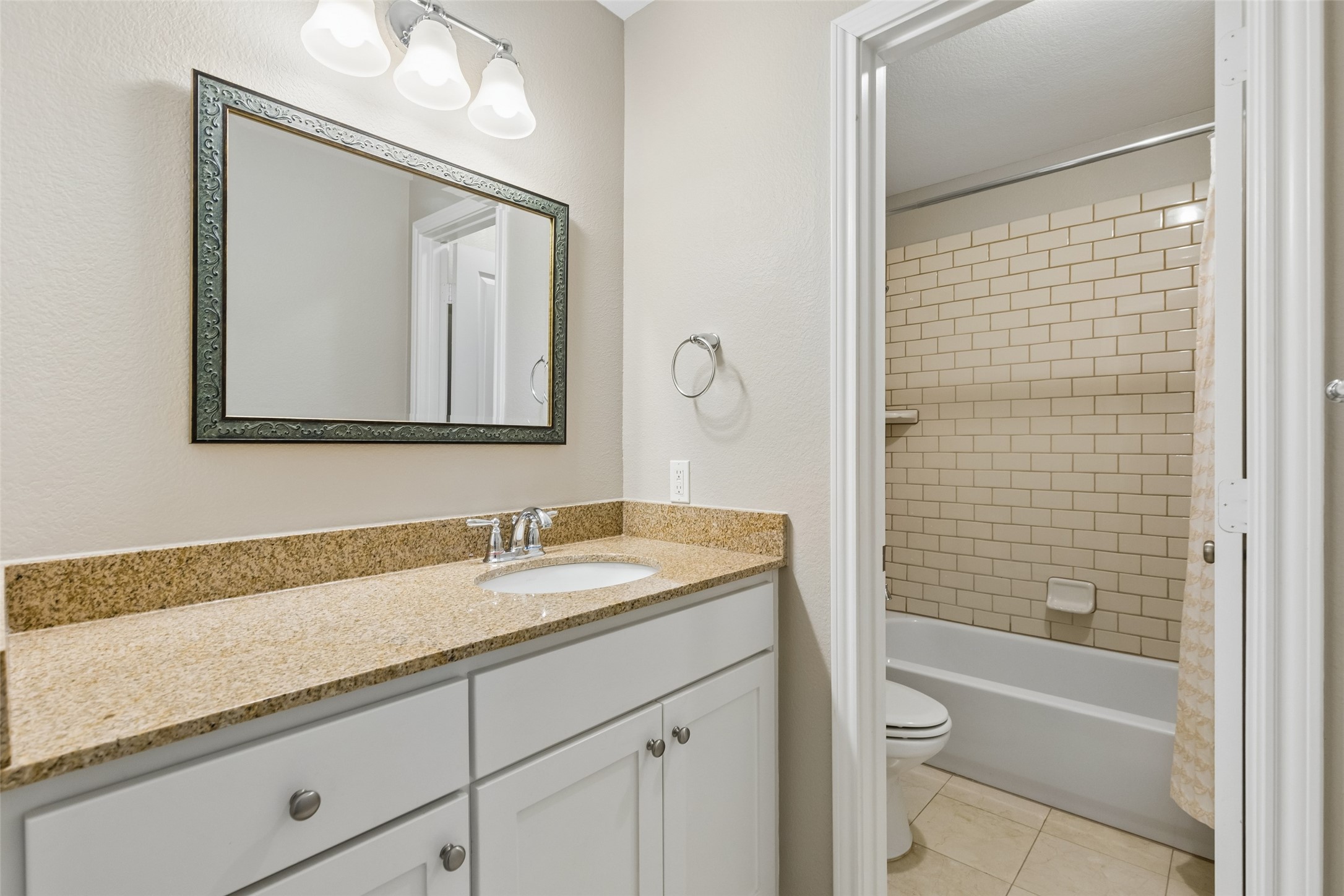 4713 Pershing Avenue Fort Worth TX 76107