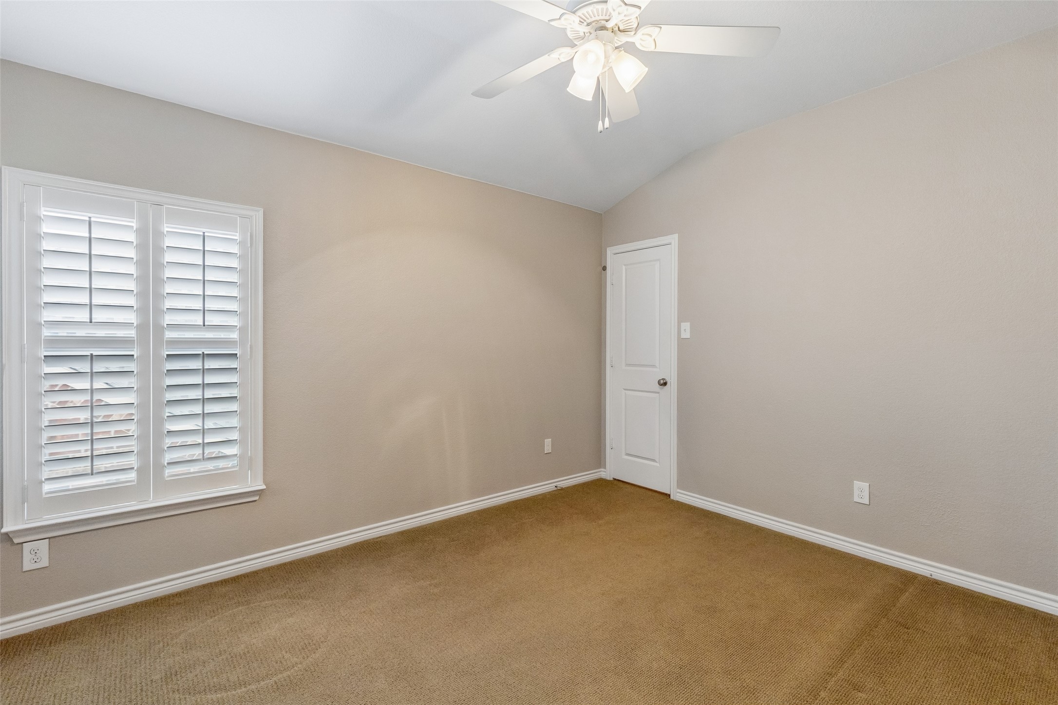 4713 Pershing Avenue Fort Worth TX 76107