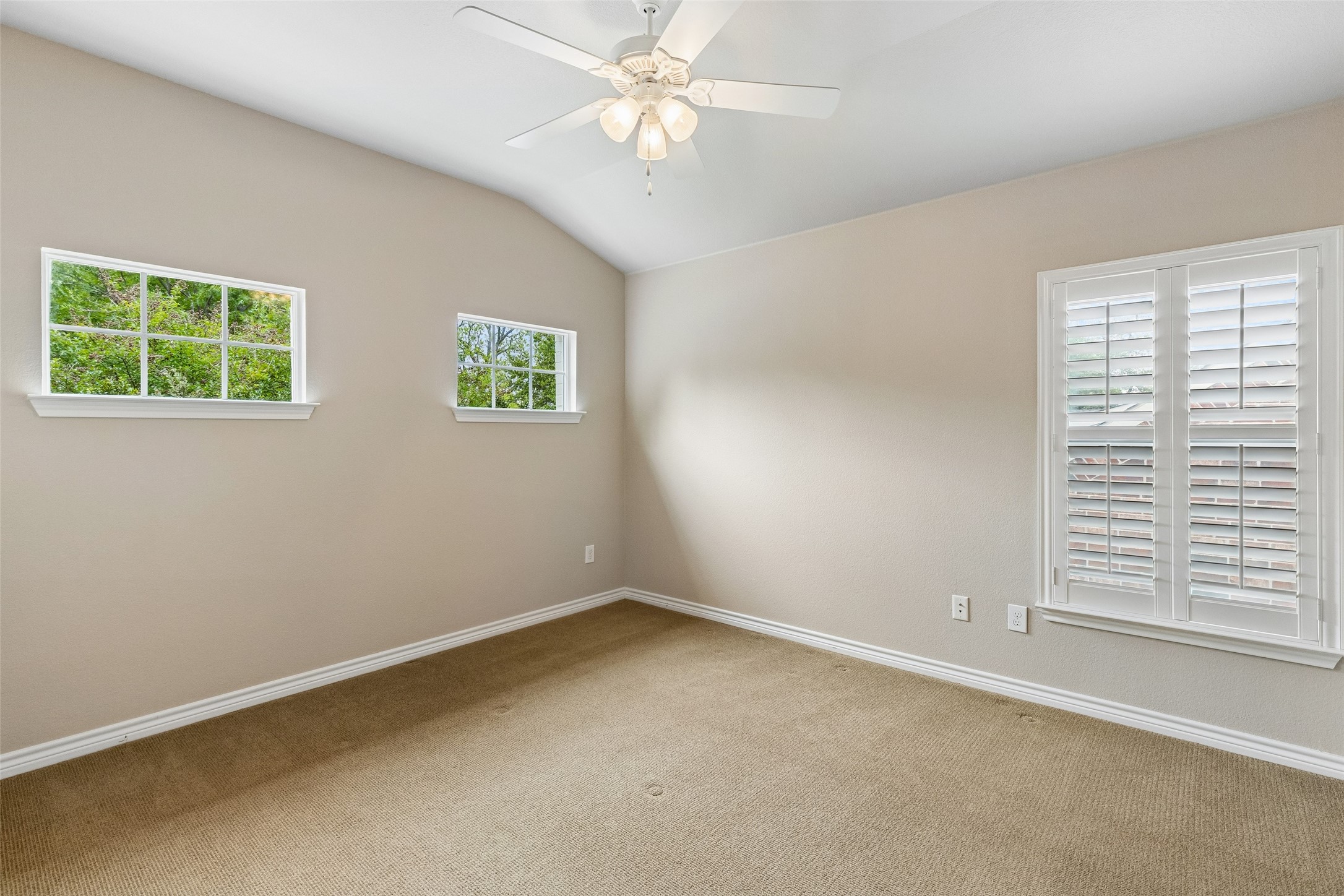 4713 Pershing Avenue Fort Worth TX 76107