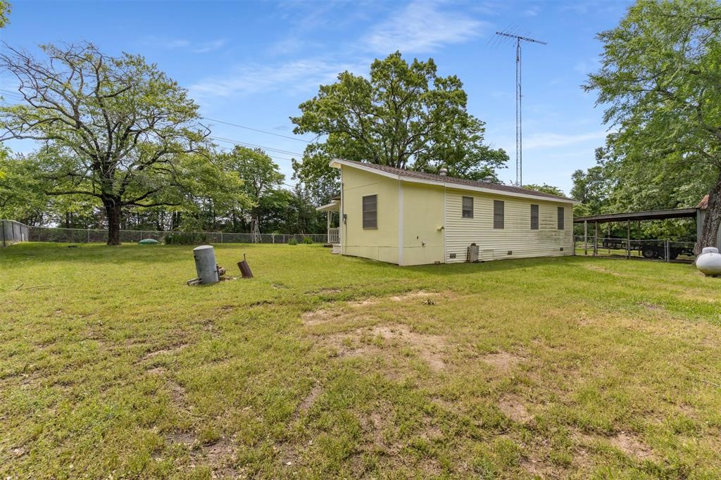 6111 County Road 2610 Bonham TX 75418