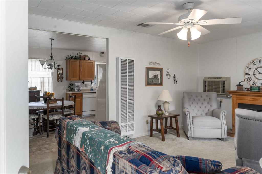 6111 County Road 2610 Bonham TX 75418