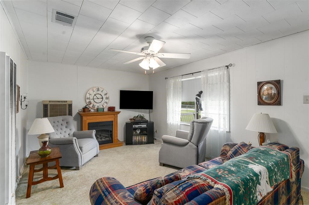 6111 County Road 2610 Bonham TX 75418