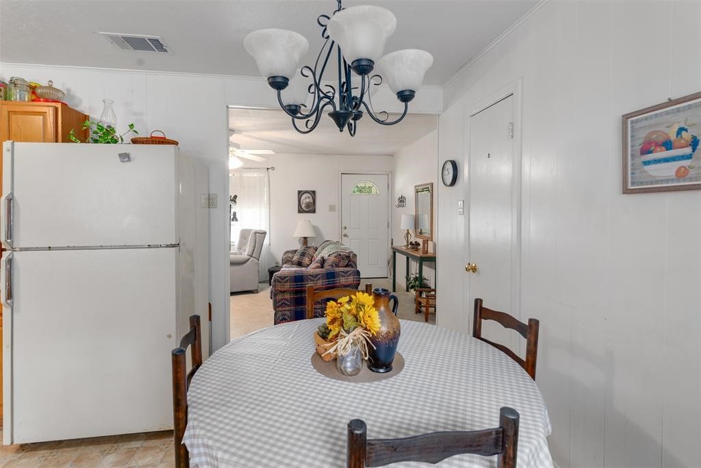 6111 County Road 2610 Bonham TX 75418