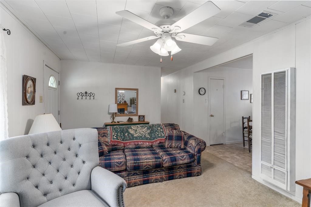 6111 County Road 2610 Bonham TX 75418