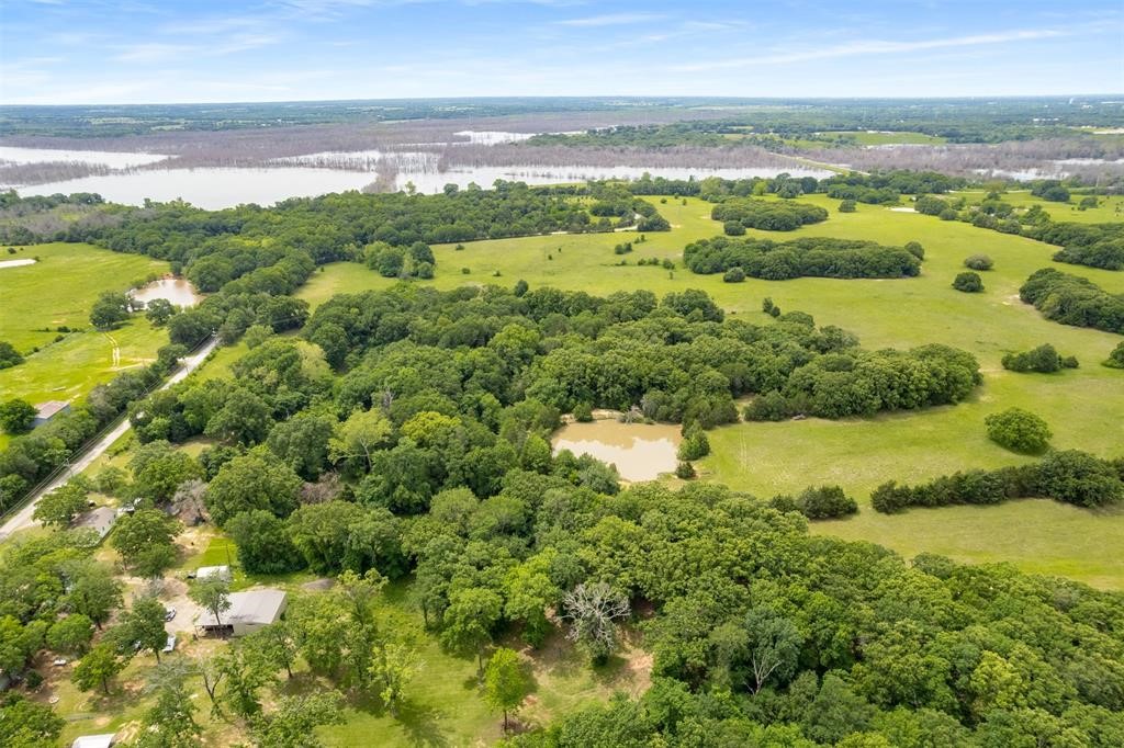 6111 County Road 2610 Bonham TX 75418