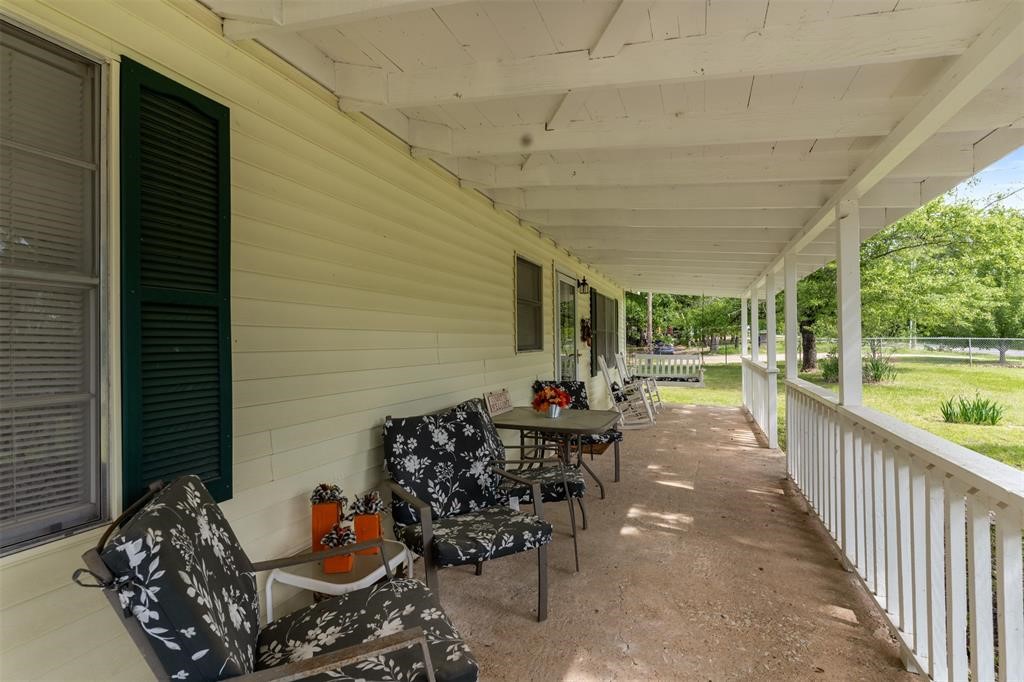 6111 County Road 2610 Bonham TX 75418