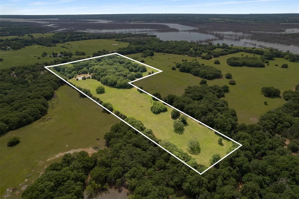 6111 County Road 2610 Bonham TX 75418