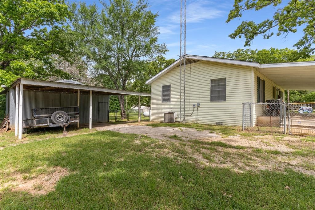 6111 County Road 2610 Bonham TX 75418