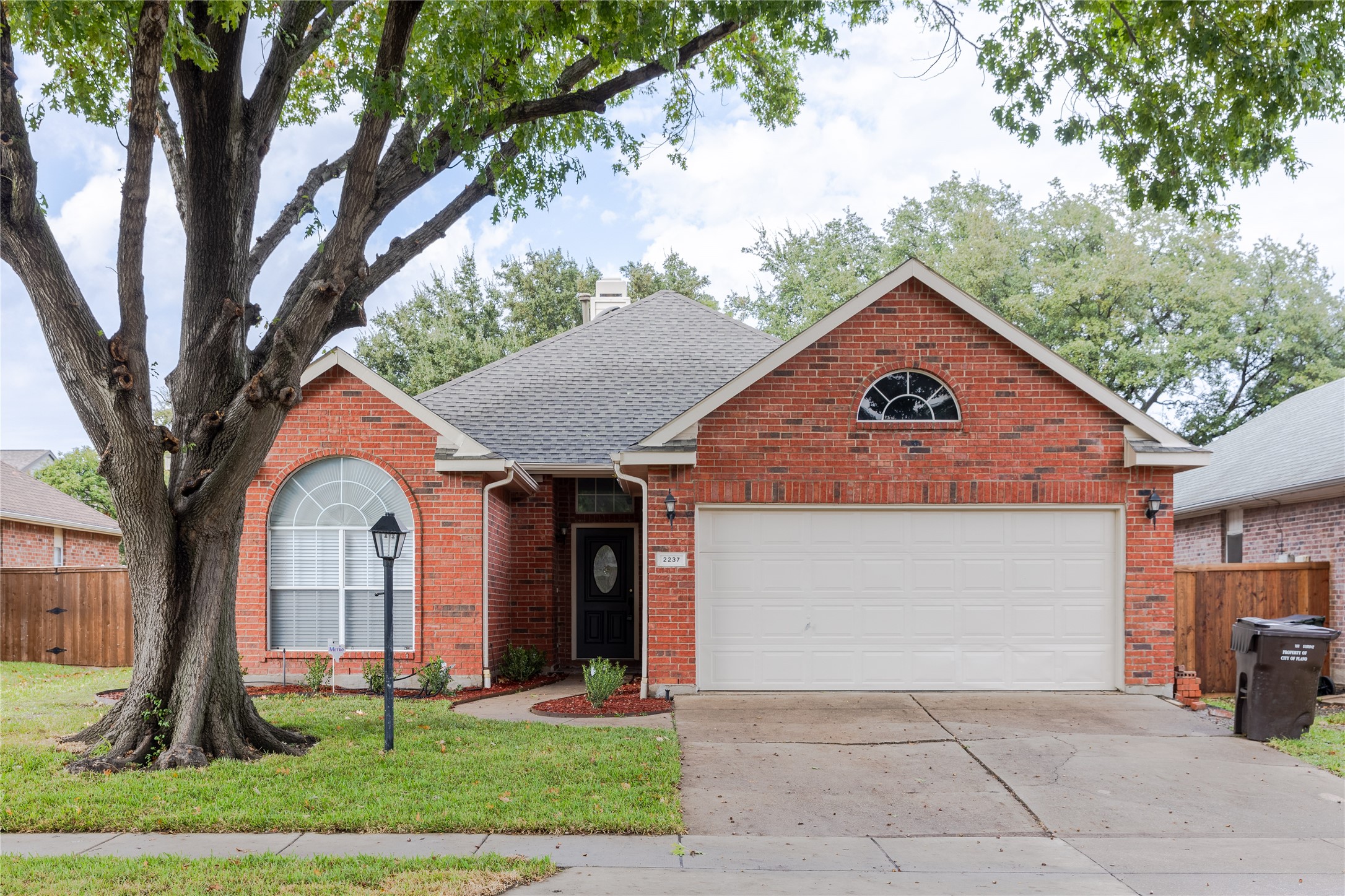 2237 Chasefield Drive Plano TX 75023
