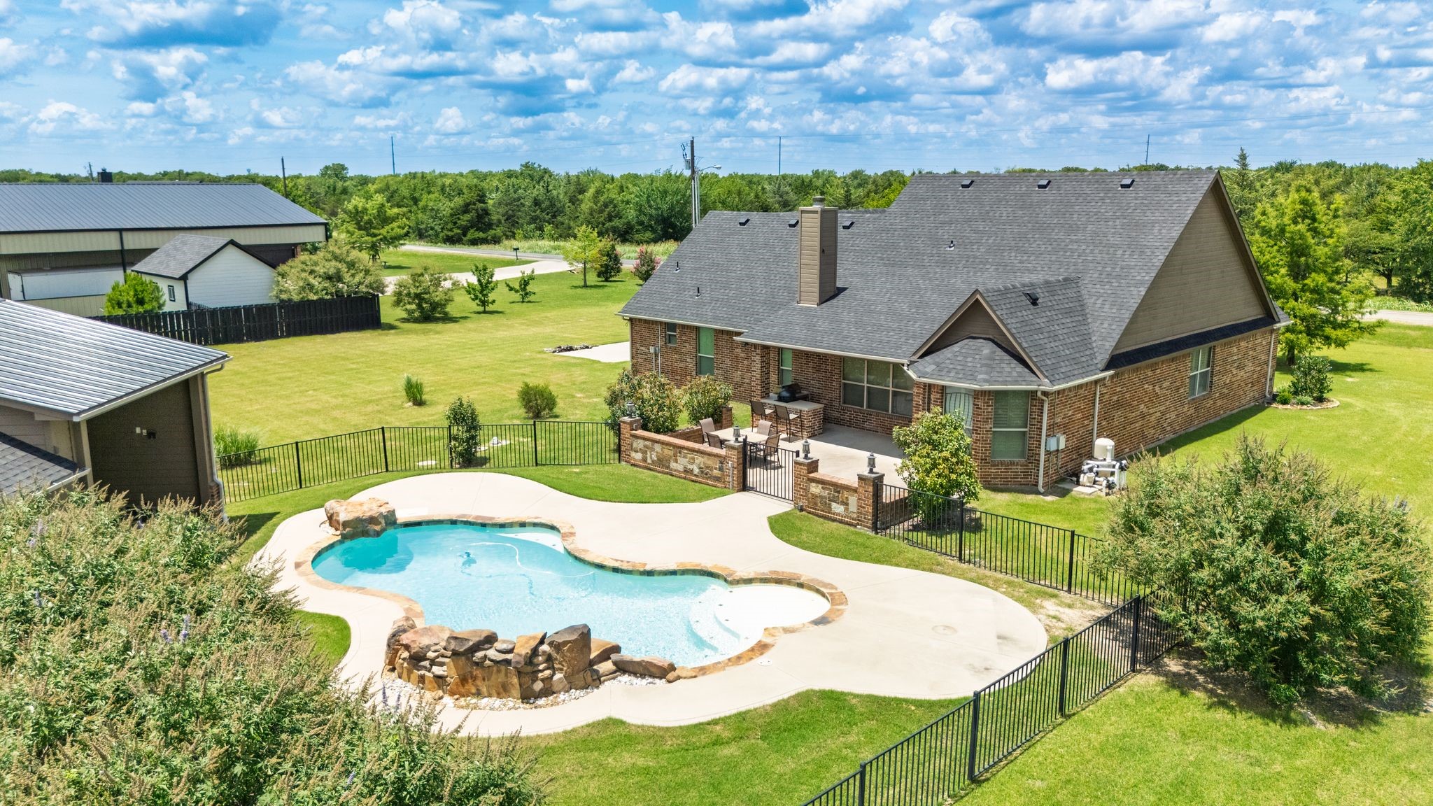 4221 County Road 2613 Caddo Mills TX 75135