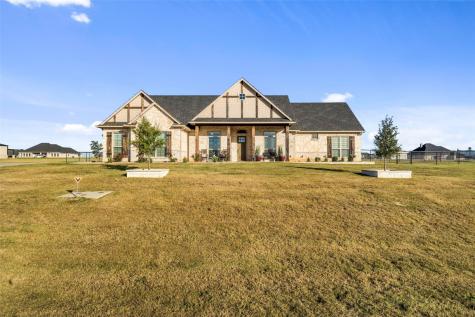 324 El Pescado Court Godley TX 76044