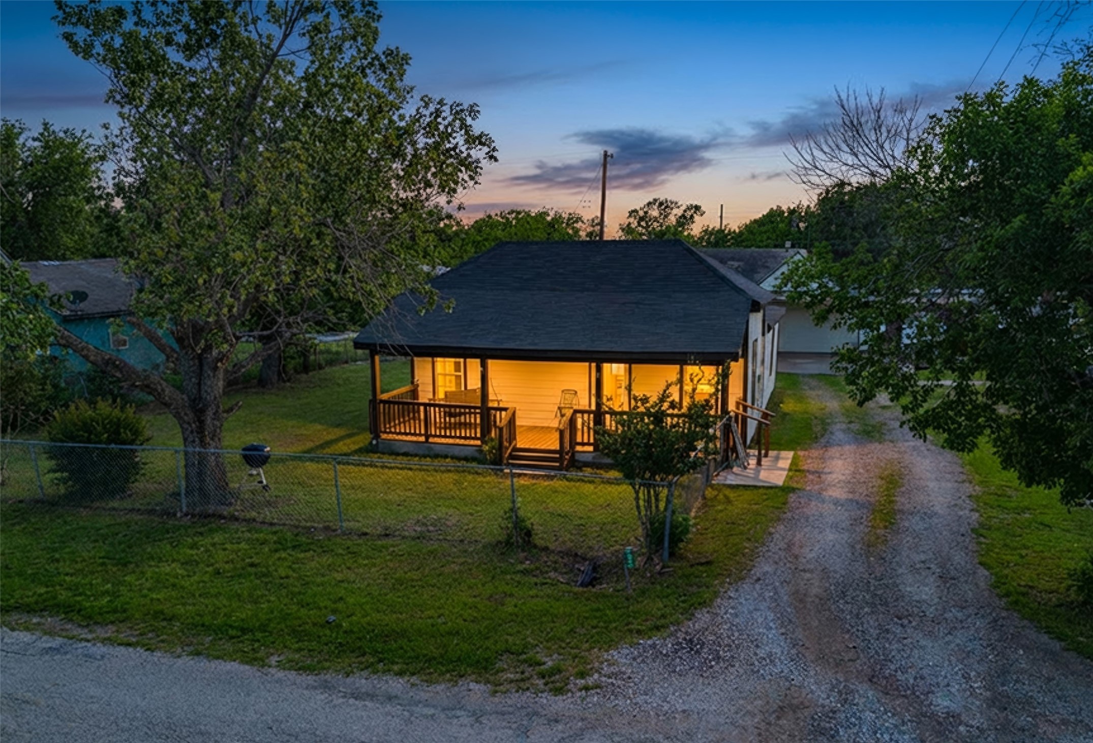 300 S Wall Street Itasca TX 76055