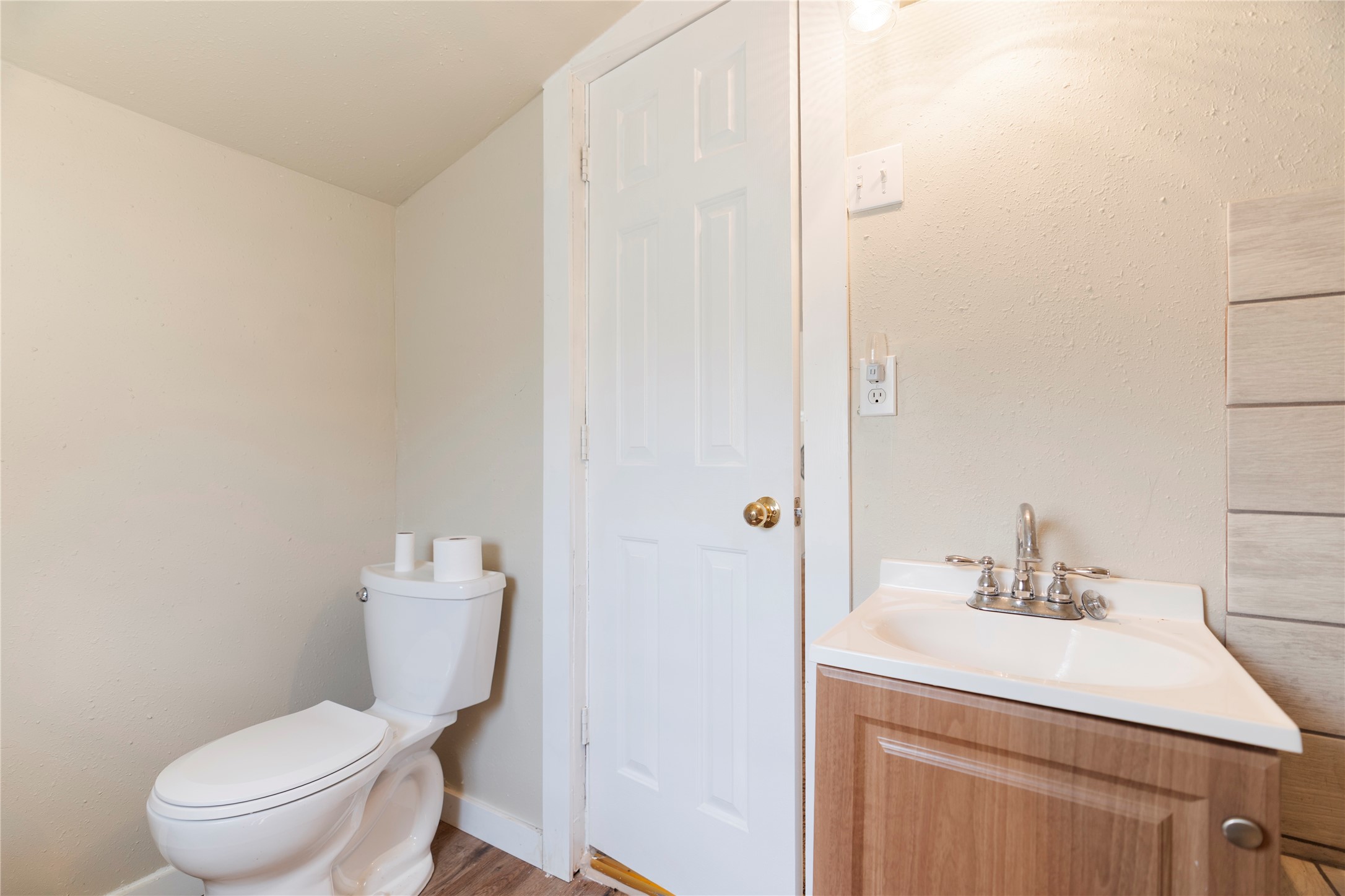 300 S Wall Street Itasca TX 76055