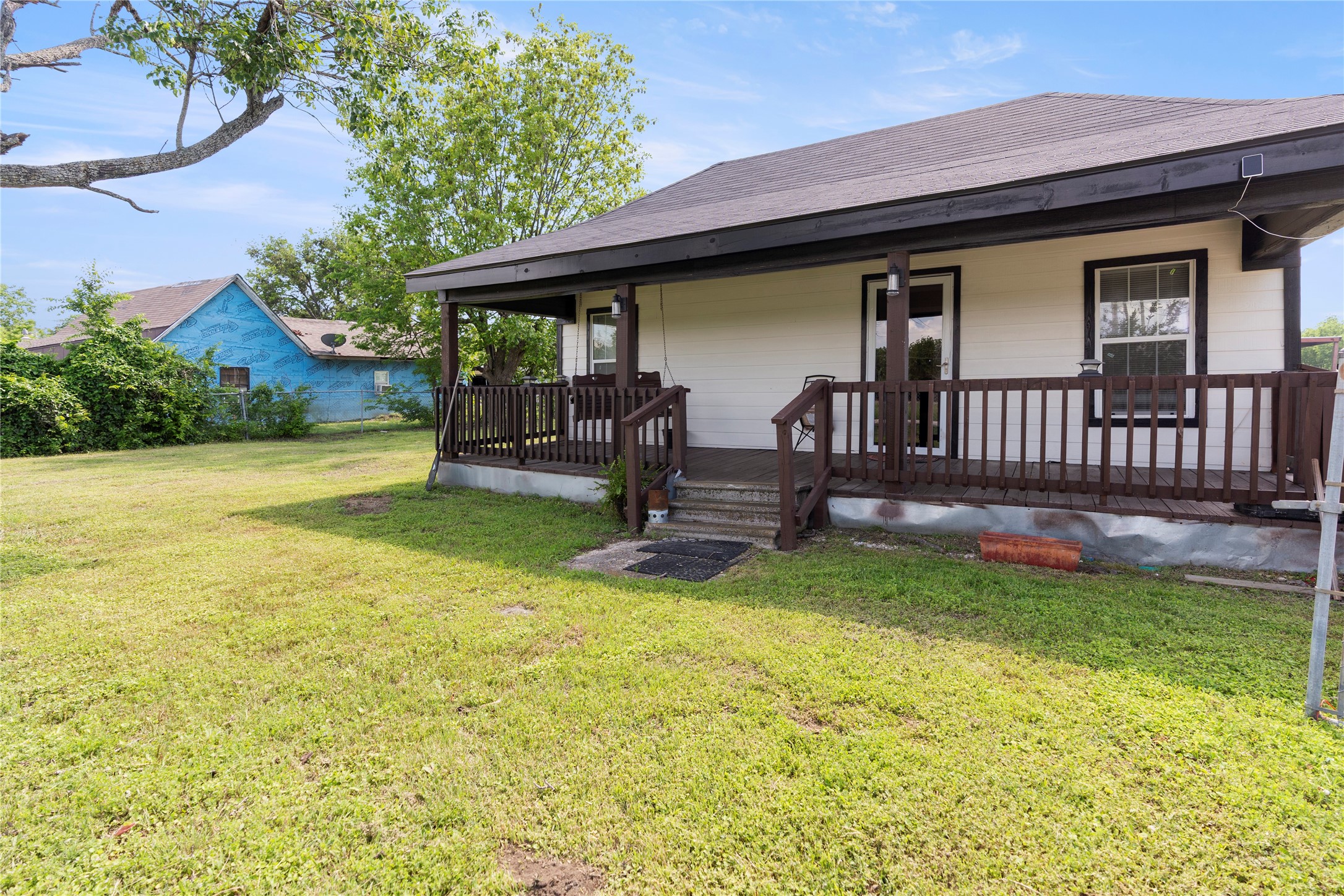 300 S Wall Street Itasca TX 76055