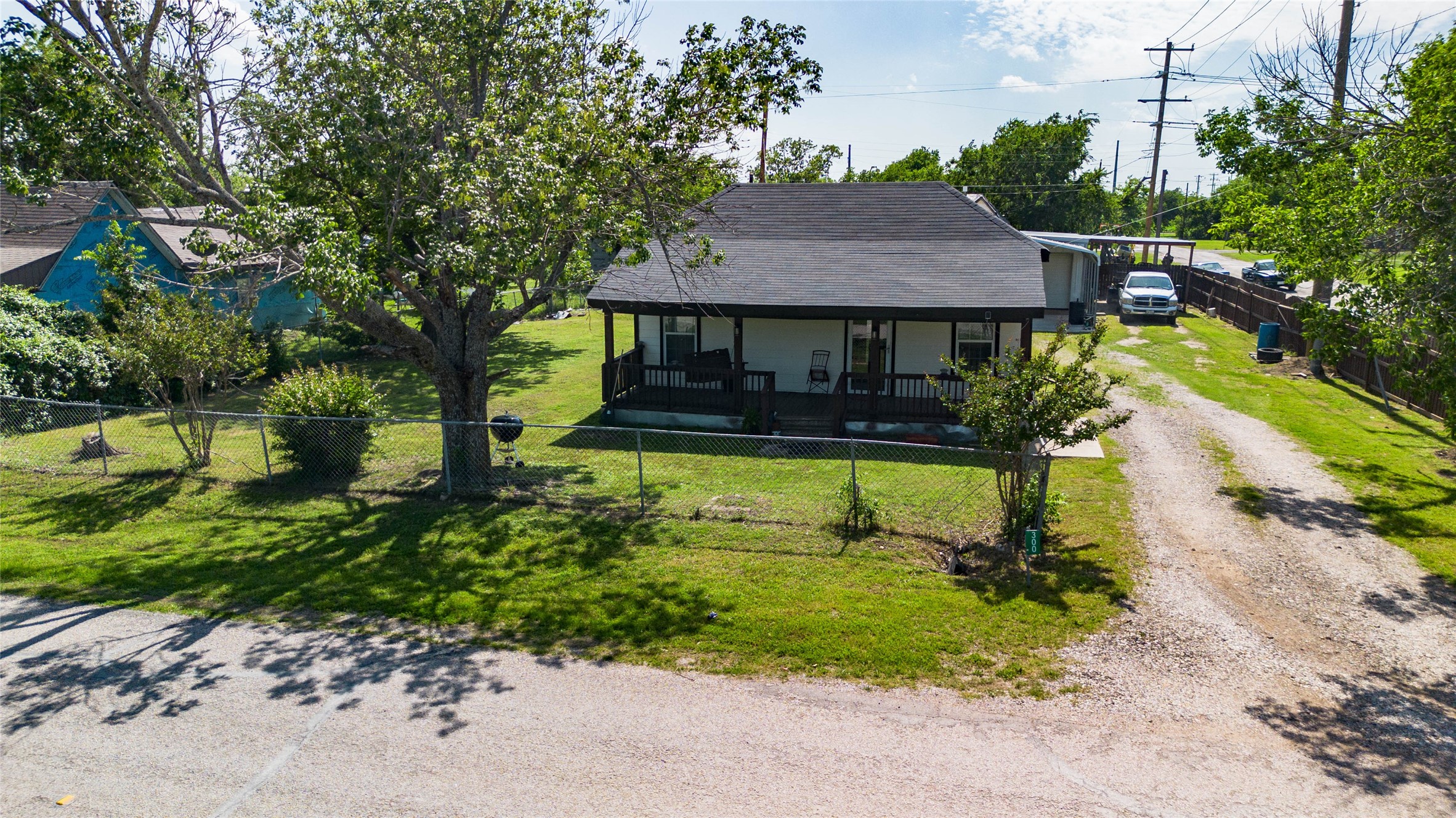 300 S Wall Street Itasca TX 76055