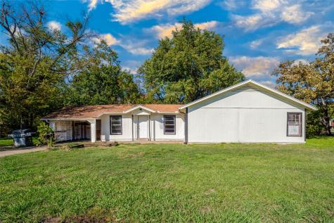 2507 Mayo Street Commerce TX 75428
