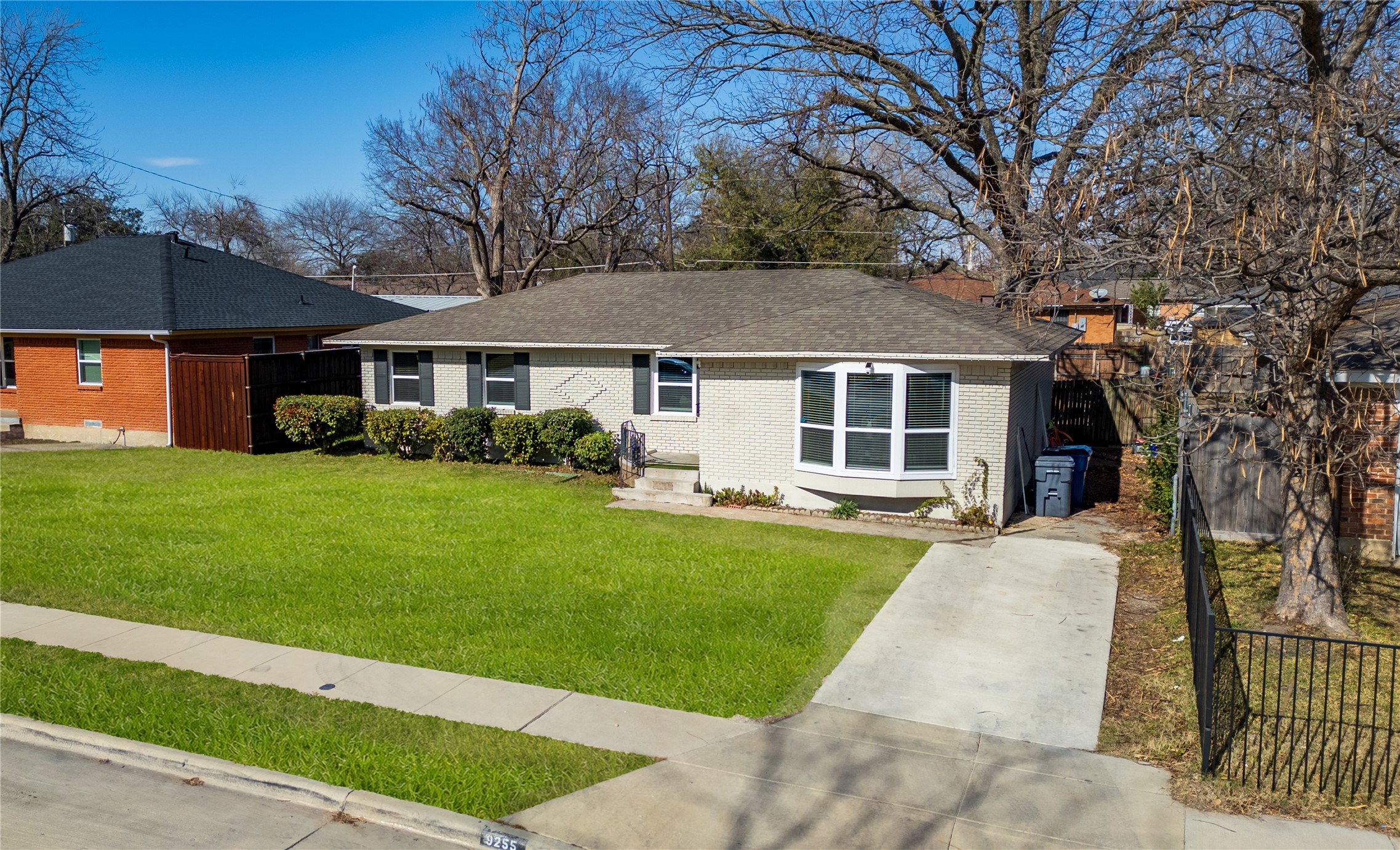 9255 Palisade Drive Dallas TX 75217
