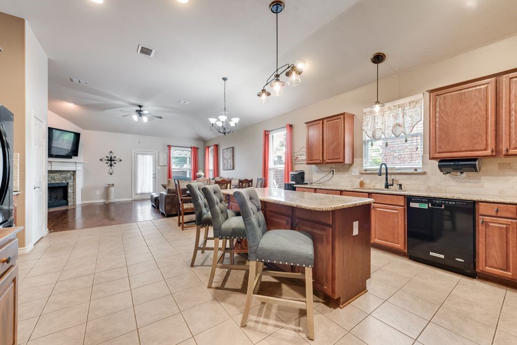2341 Grand Rapids Drive Fort Worth TX 76177