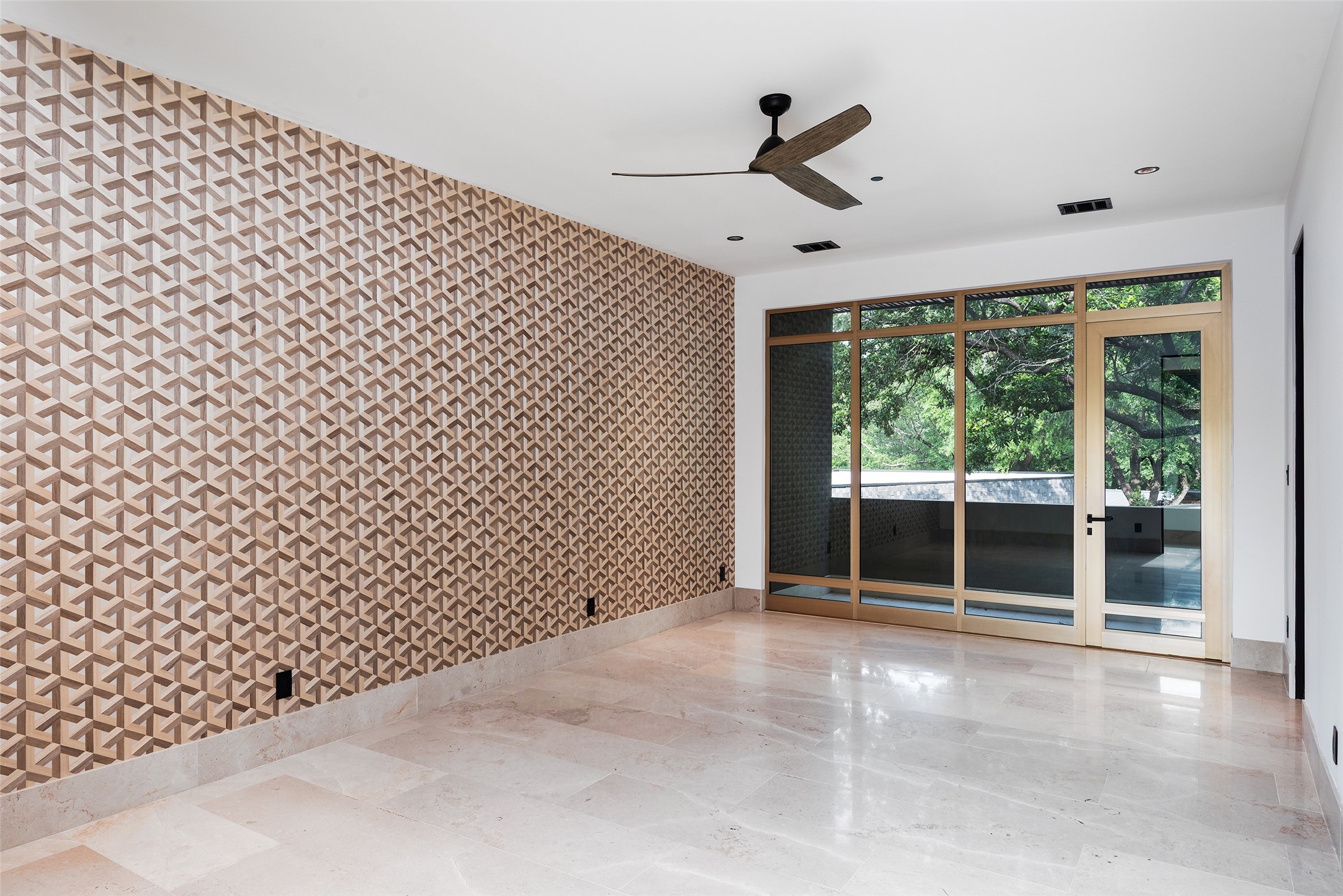 10920 Strait Lane Dallas TX 75229