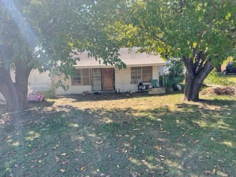 4135 County Road 1053 Farmersville TX 75442