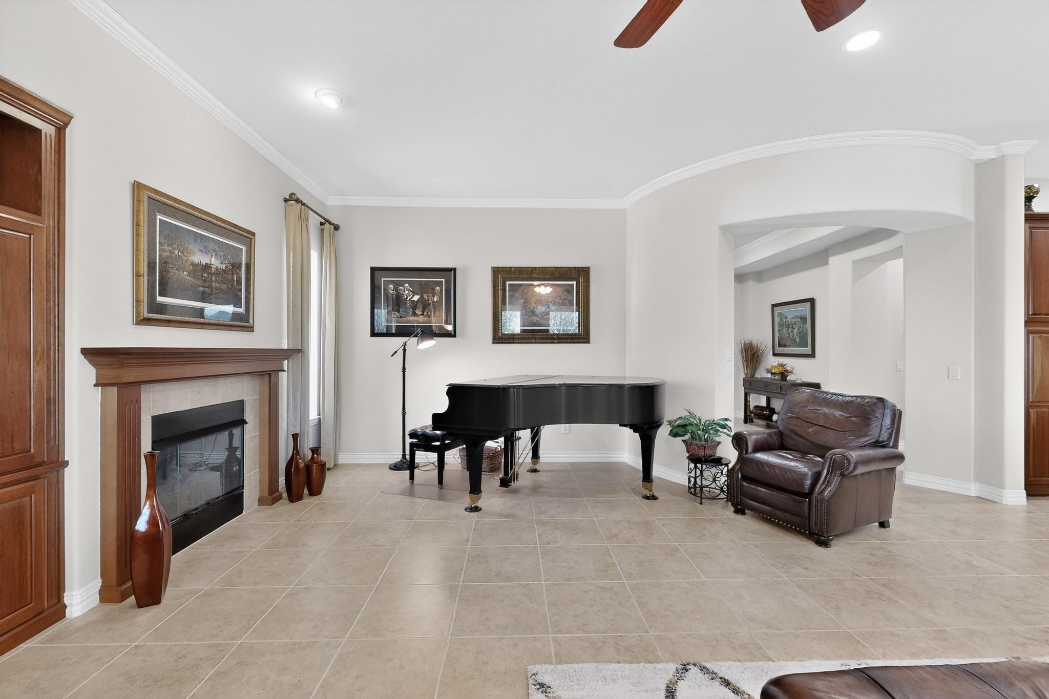 8708 Sarasota Denton TX 76207