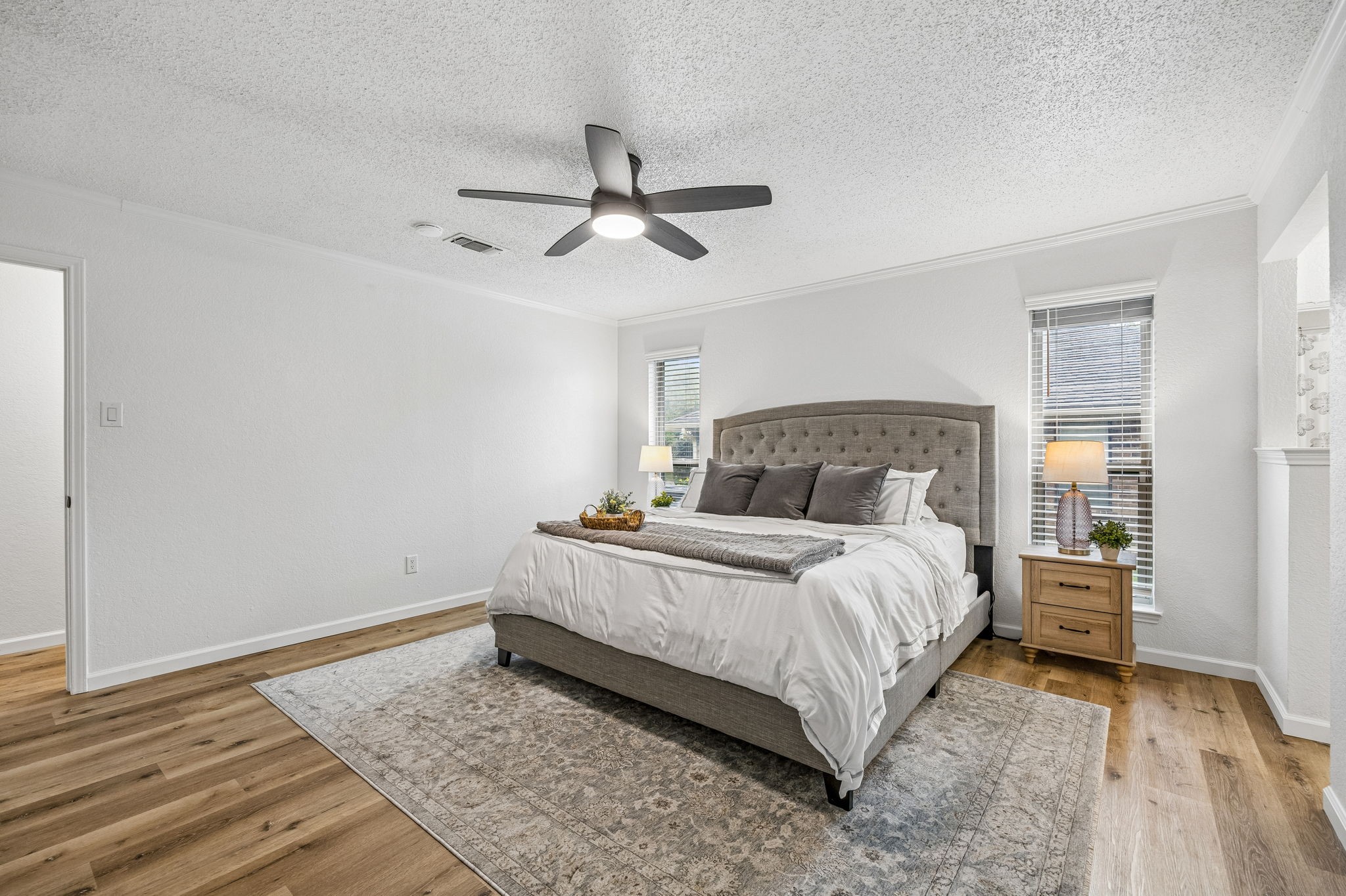 232 NE Shady Oaks Drive Burleson TX 76028