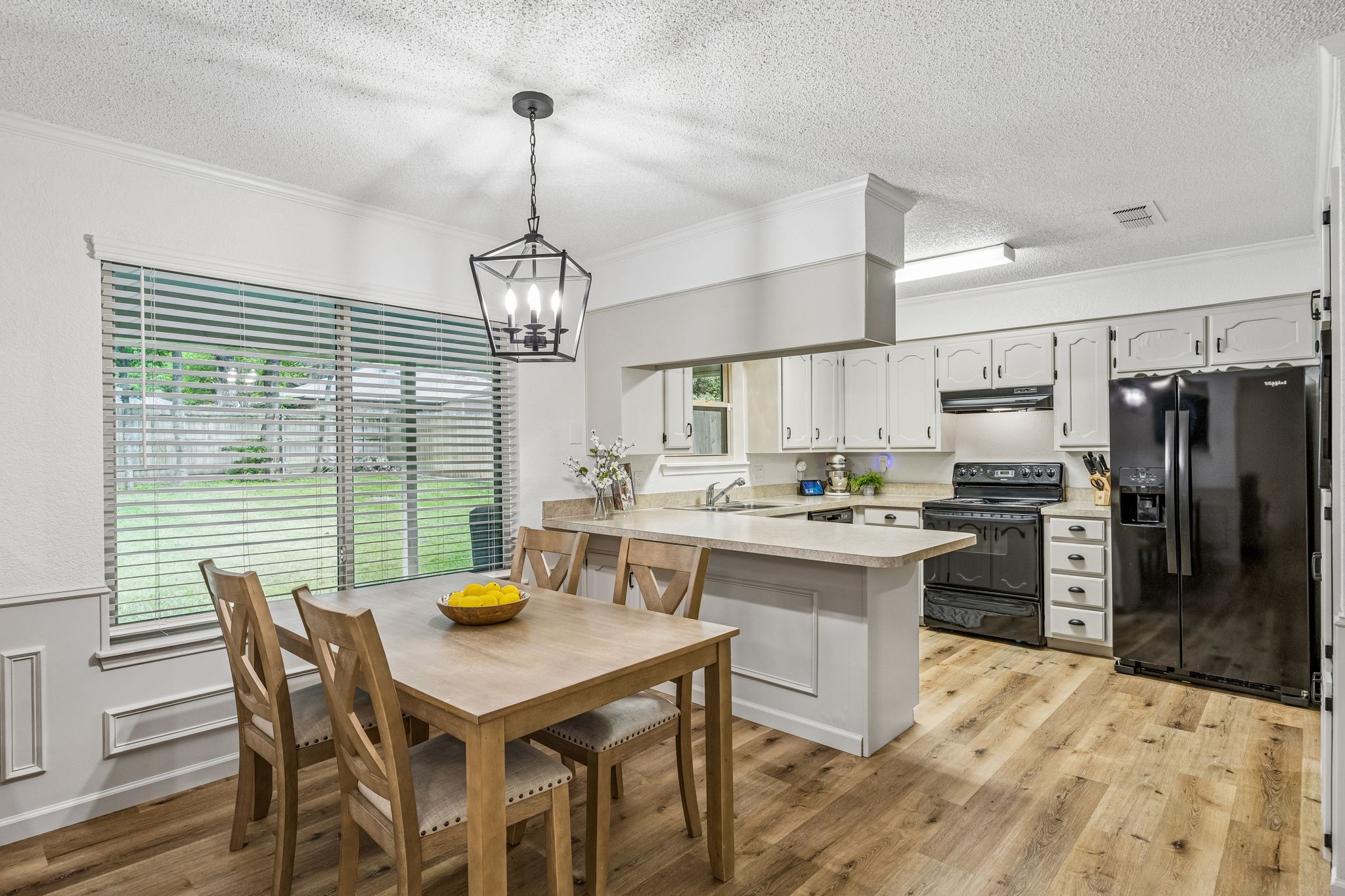 232 NE Shady Oaks Drive Burleson TX 76028