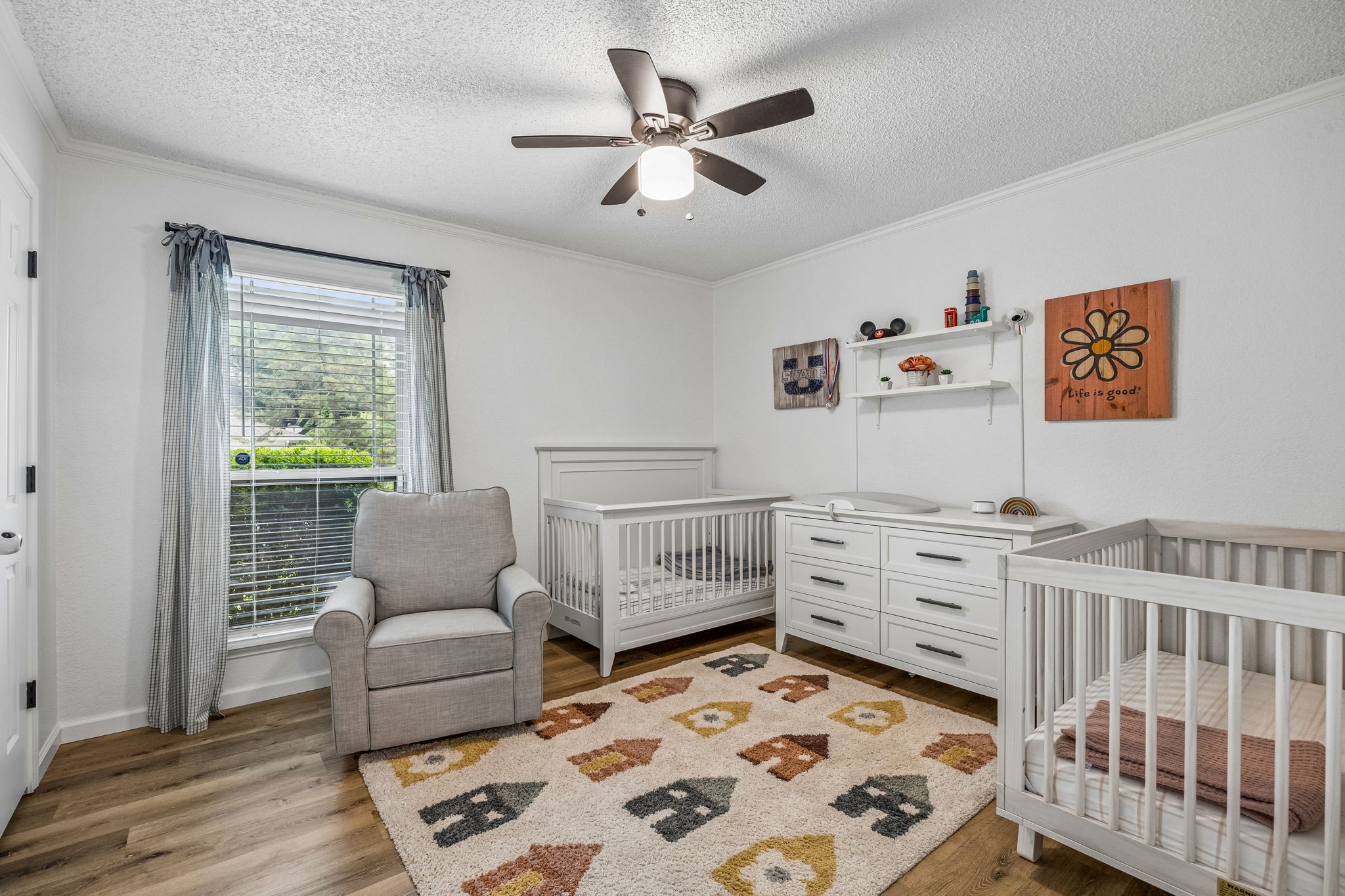 232 NE Shady Oaks Drive Burleson TX 76028