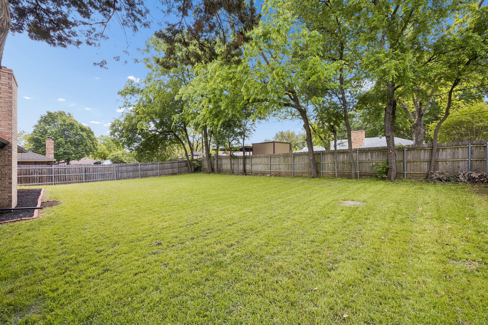232 NE Shady Oaks Drive Burleson TX 76028