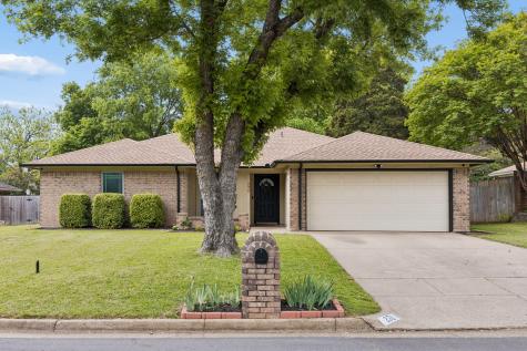 232 NE Shady Oaks Drive Burleson TX 76028