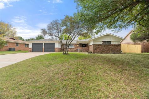 1004 Eunice Street Hurst TX 76053