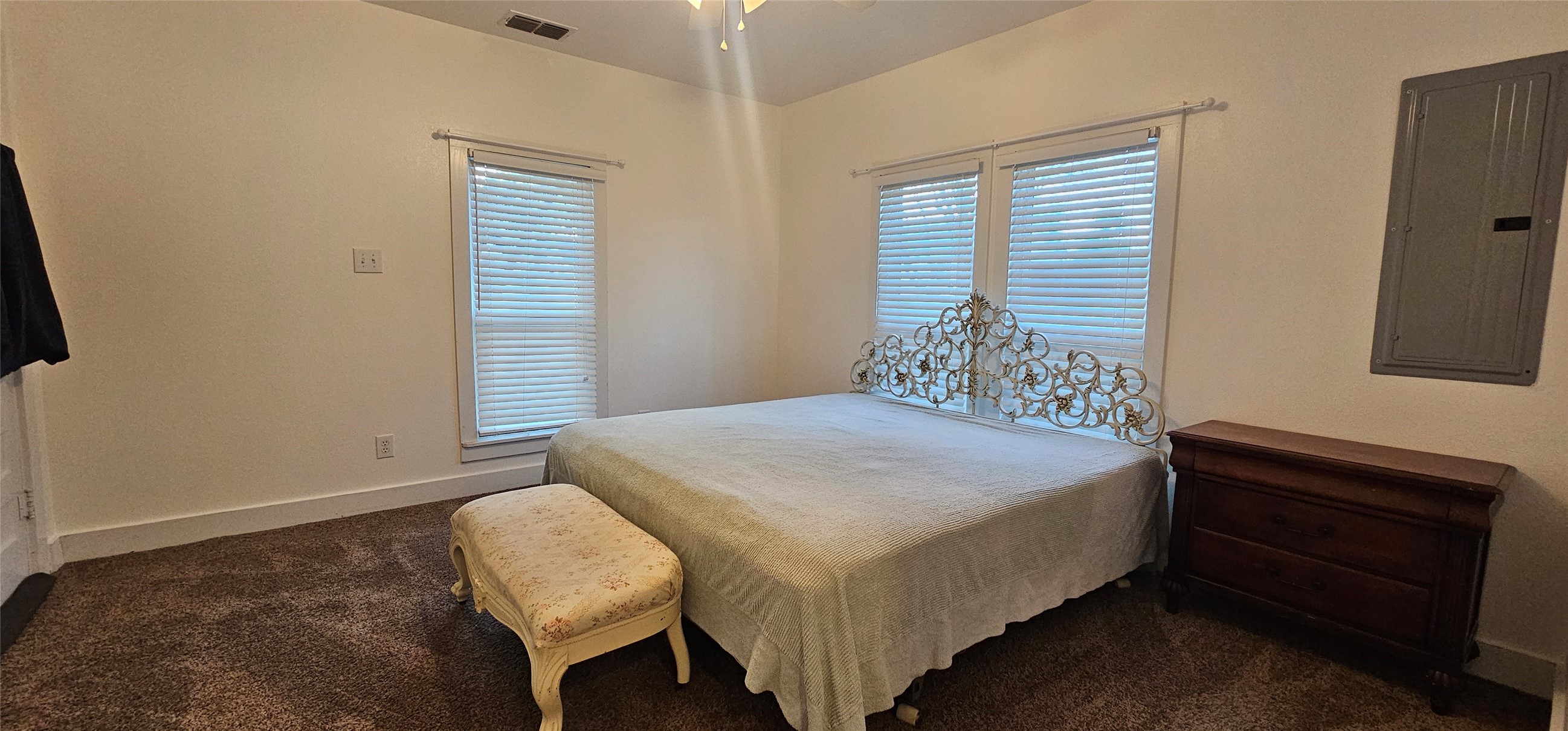 700 S Live Oak Street Canton TX 75103