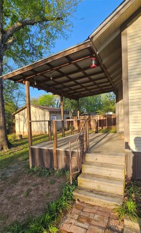 700 S Live Oak Street Canton TX 75103