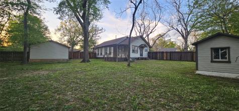 700 S Live Oak Street Canton TX 75103