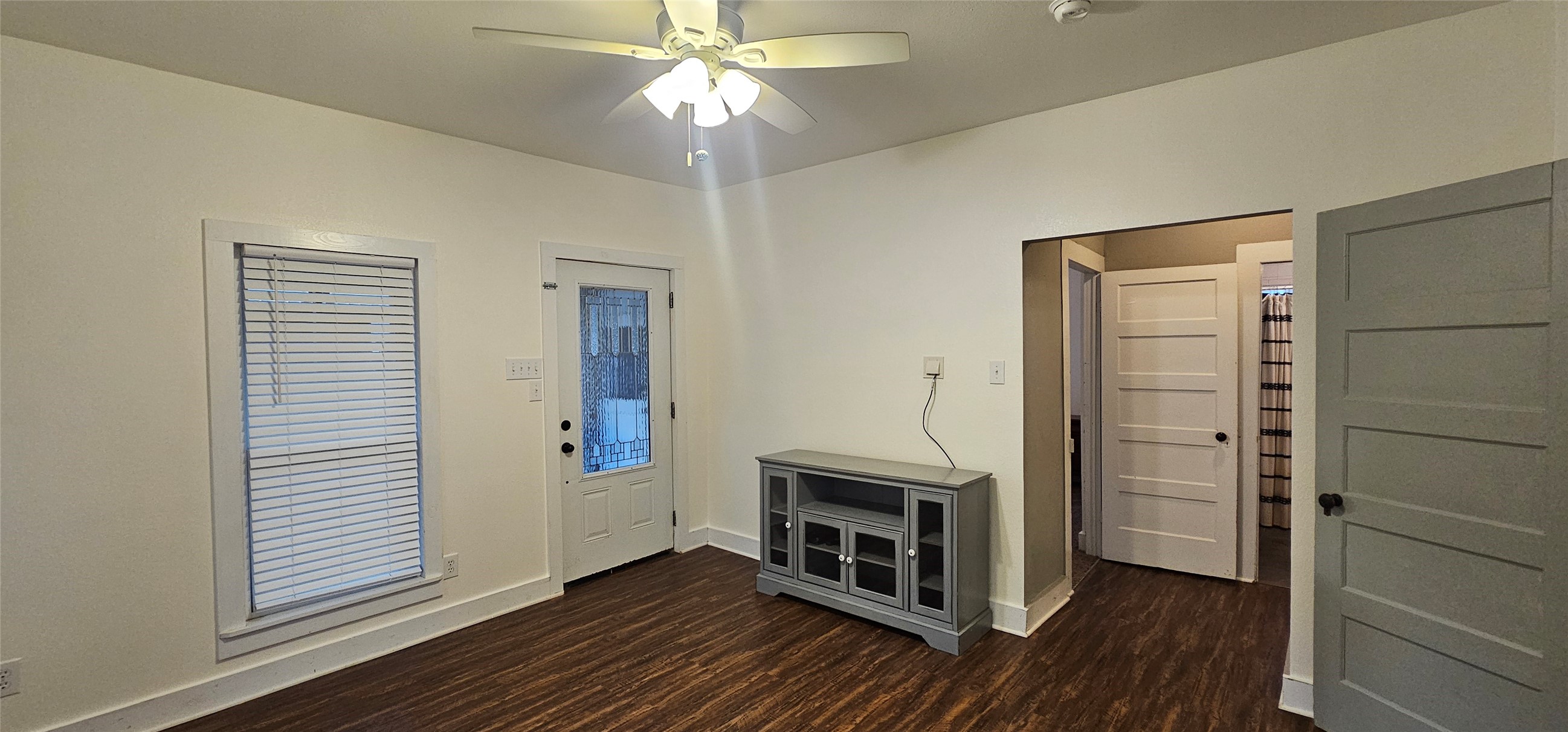 700 S Live Oak Street Canton TX 75103