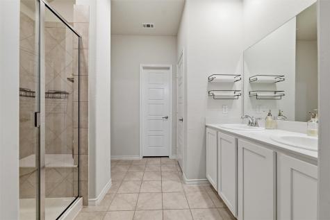 123 Arborside Drive Waxahachie TX 75165