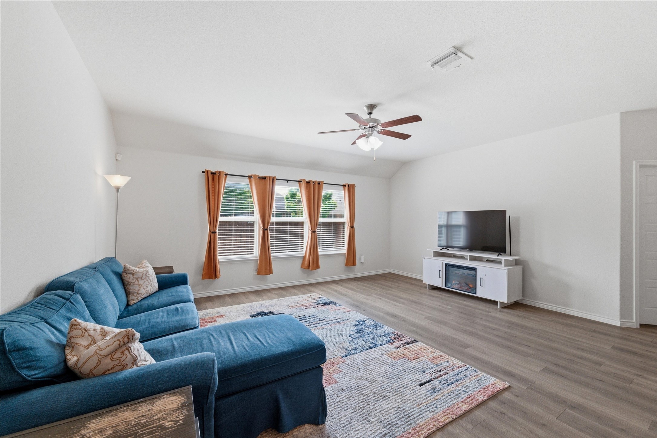 123 Arborside Drive Waxahachie TX 75165